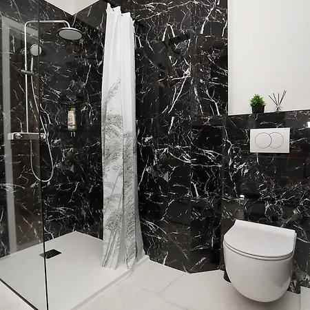 New,modern Near Split Andtrogir 아파트 Kaštela