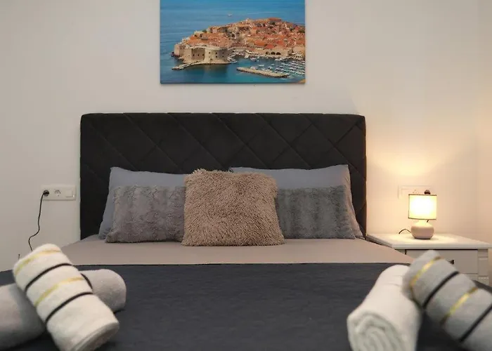 Mediterrianen Paradise